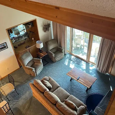 Top Floor Luxury, Sauna, Private Pool, Lake Bellaire Beach, 5 Beds, 4 Full Bath Exterior photo