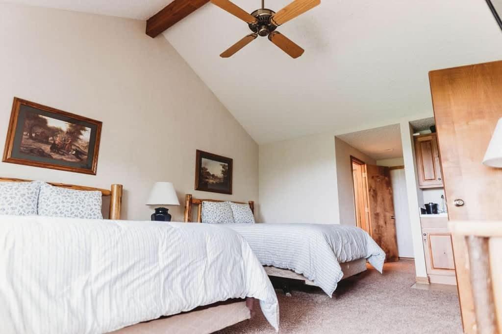 Holiday home Floor Luxury, Sauna, Private Pool, Beach, 5 Beds, 4 Full Bath Bellaire
