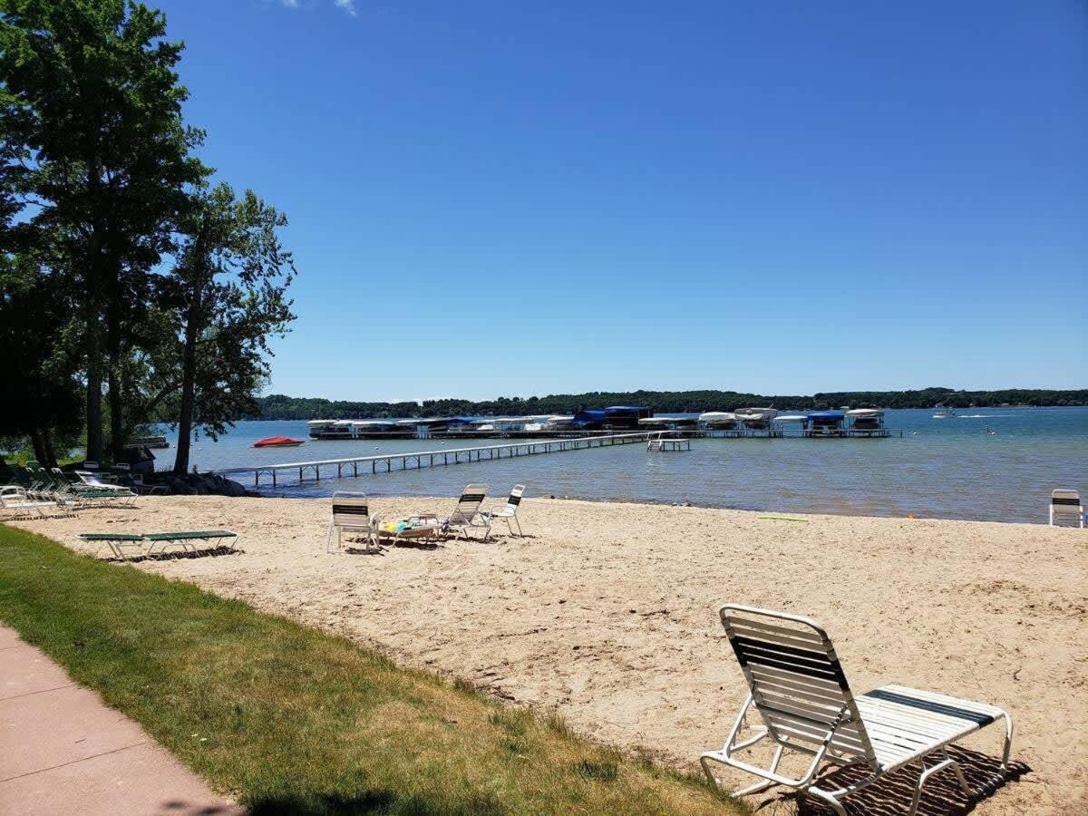 Floor Luxury, Sauna, Private Pool, Beach, 5 Beds, 4 Full Bath * Bellaire