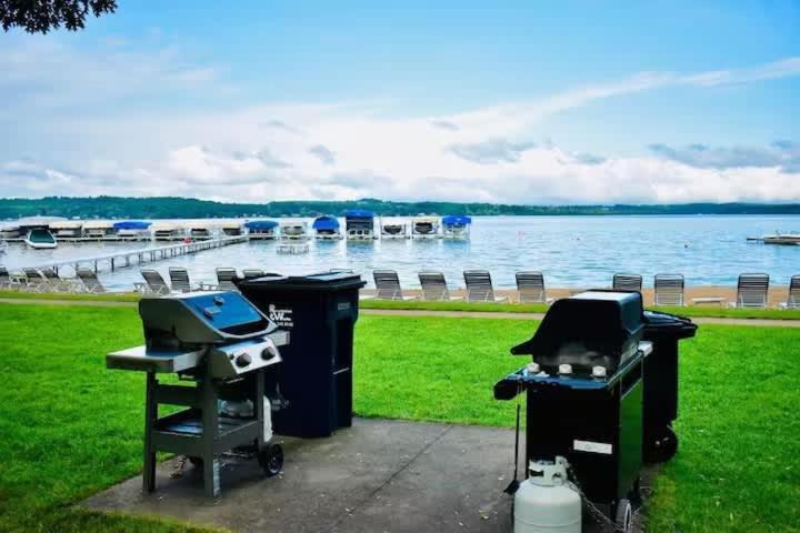 Floor Luxury, Sauna, Private Pool, Beach, 5 Beds, 4 Full Bath Holiday home *